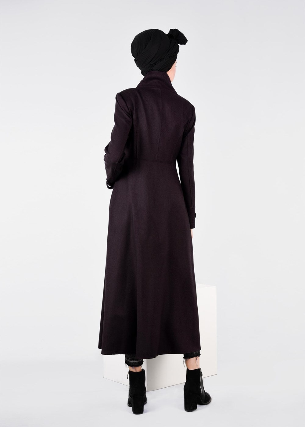 Tesettür giyim MÜRDÜM DÜĞMELİ MANTO 9591