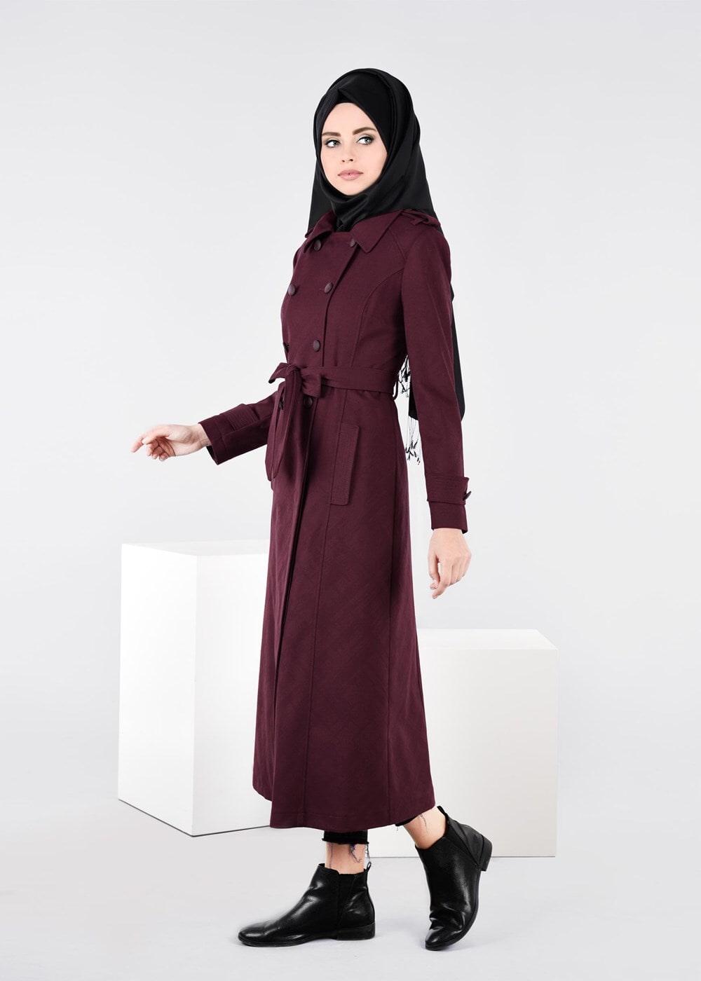 Vêtements hijab PRUNE MANTEAU CROISÉ À BOUTONÉ 9592 