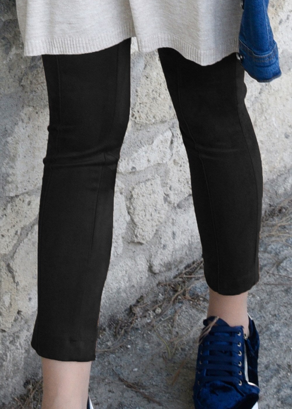 Tesettür giyim SİYAH LİKRALI SÜET PANTOLON 1664