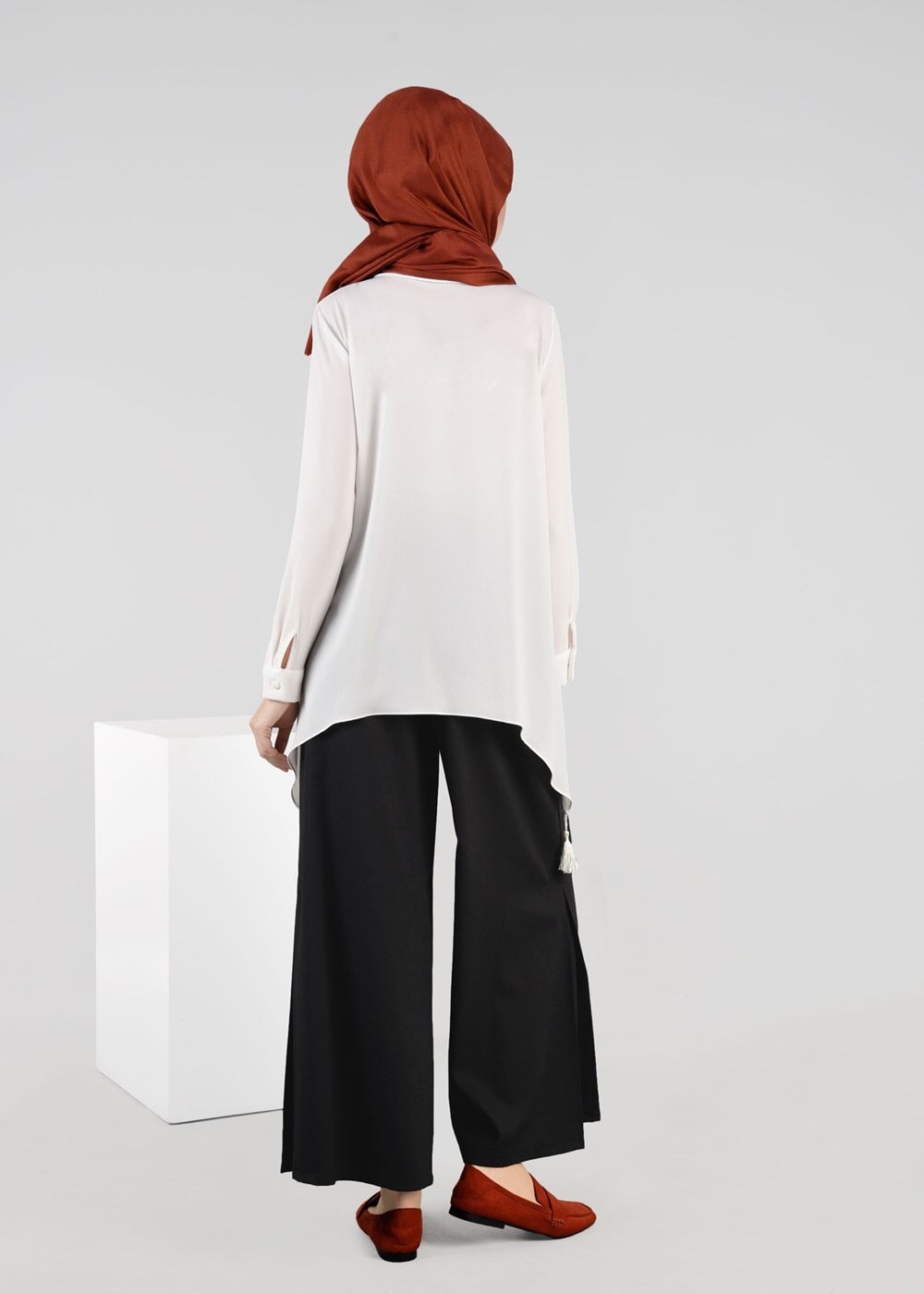 Tesettür giyim SİYAH BOL KESİM PANTOLON 7022 