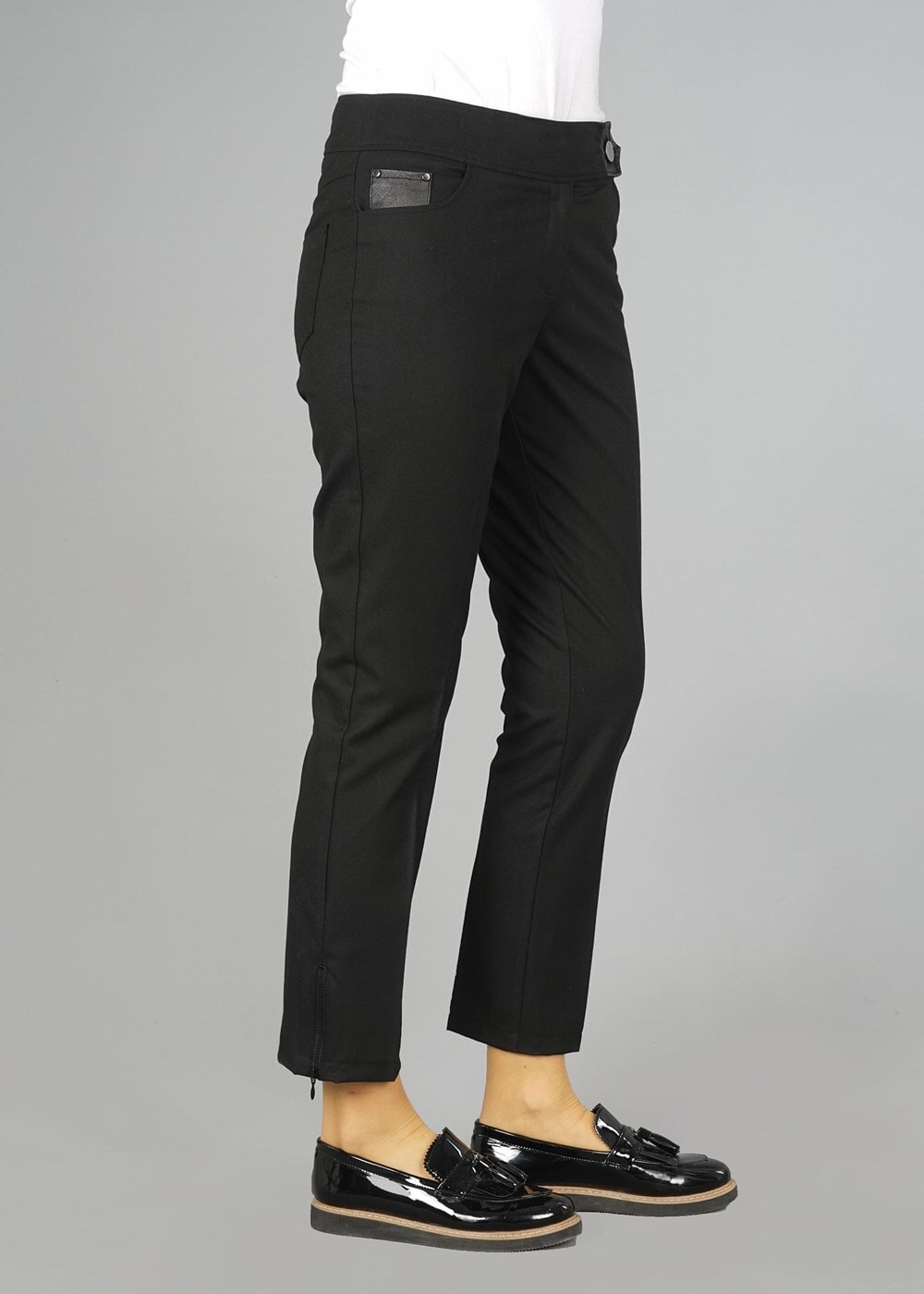 Tesettür giyim SİYAH PAÇALARI FERMUAR DETAYLI PANTOLON 7048