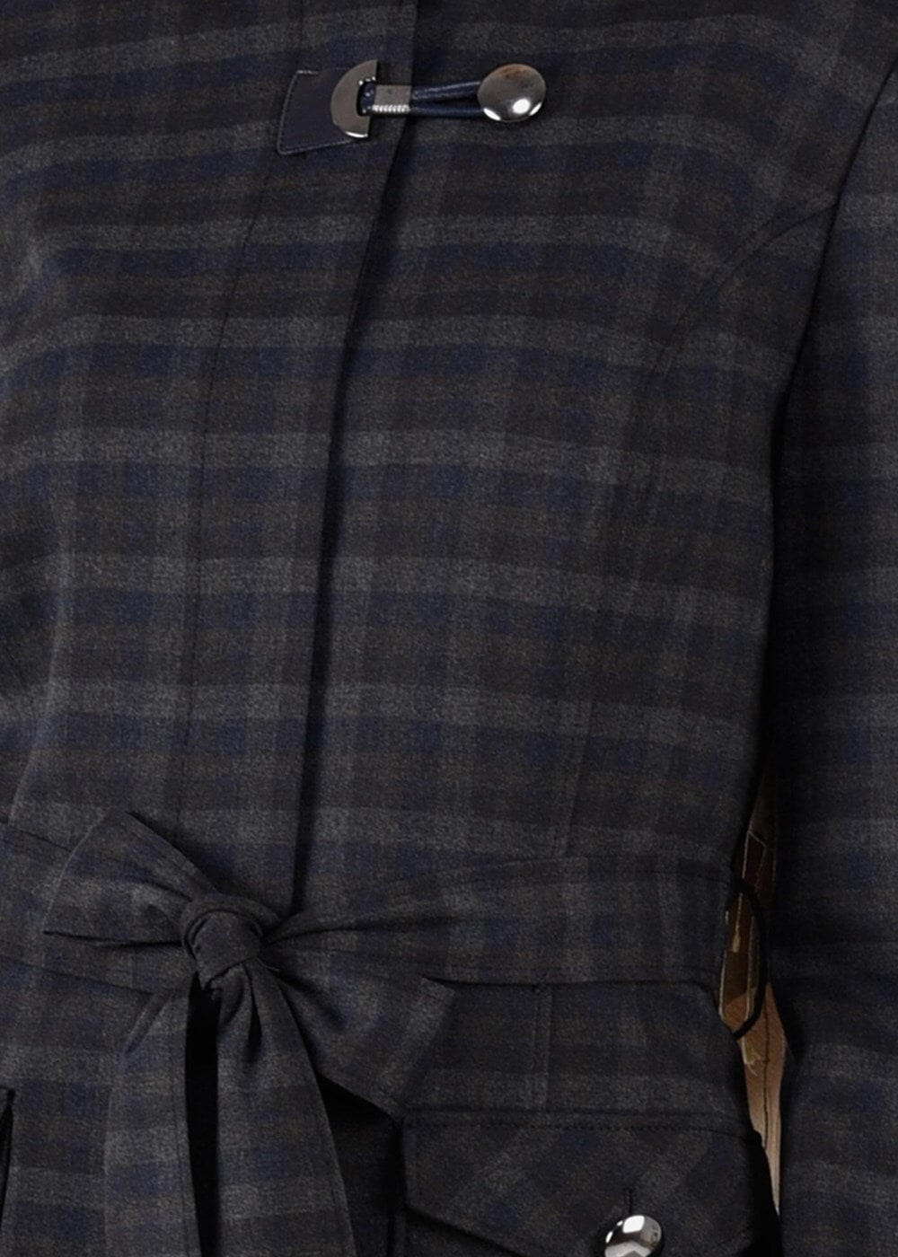 Tesettür giyim GRİ KARELİ KAPÜŞONLU PARDESÜ 1881-1