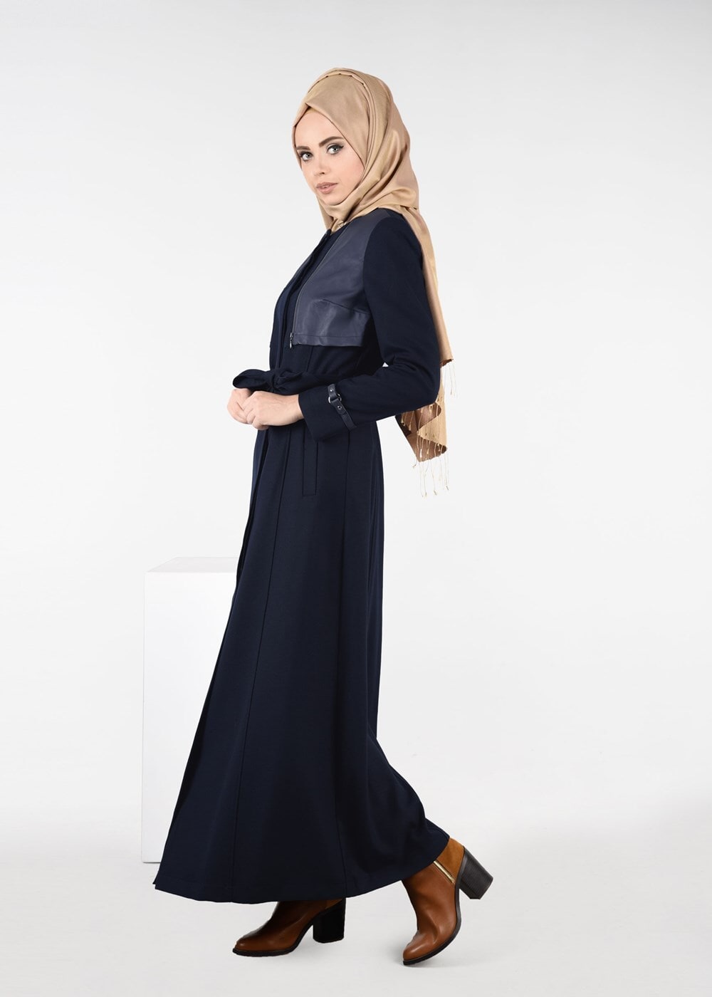 Tesettür giyim LACİVERT FERMUAR DETAYLI PARDESÜ 1876 