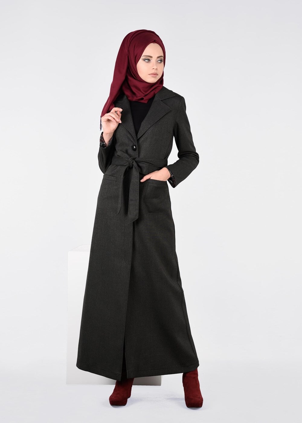 Tesettür giyim SİYAH BROŞLU İNCE KAŞE PARDESÜ 1878	