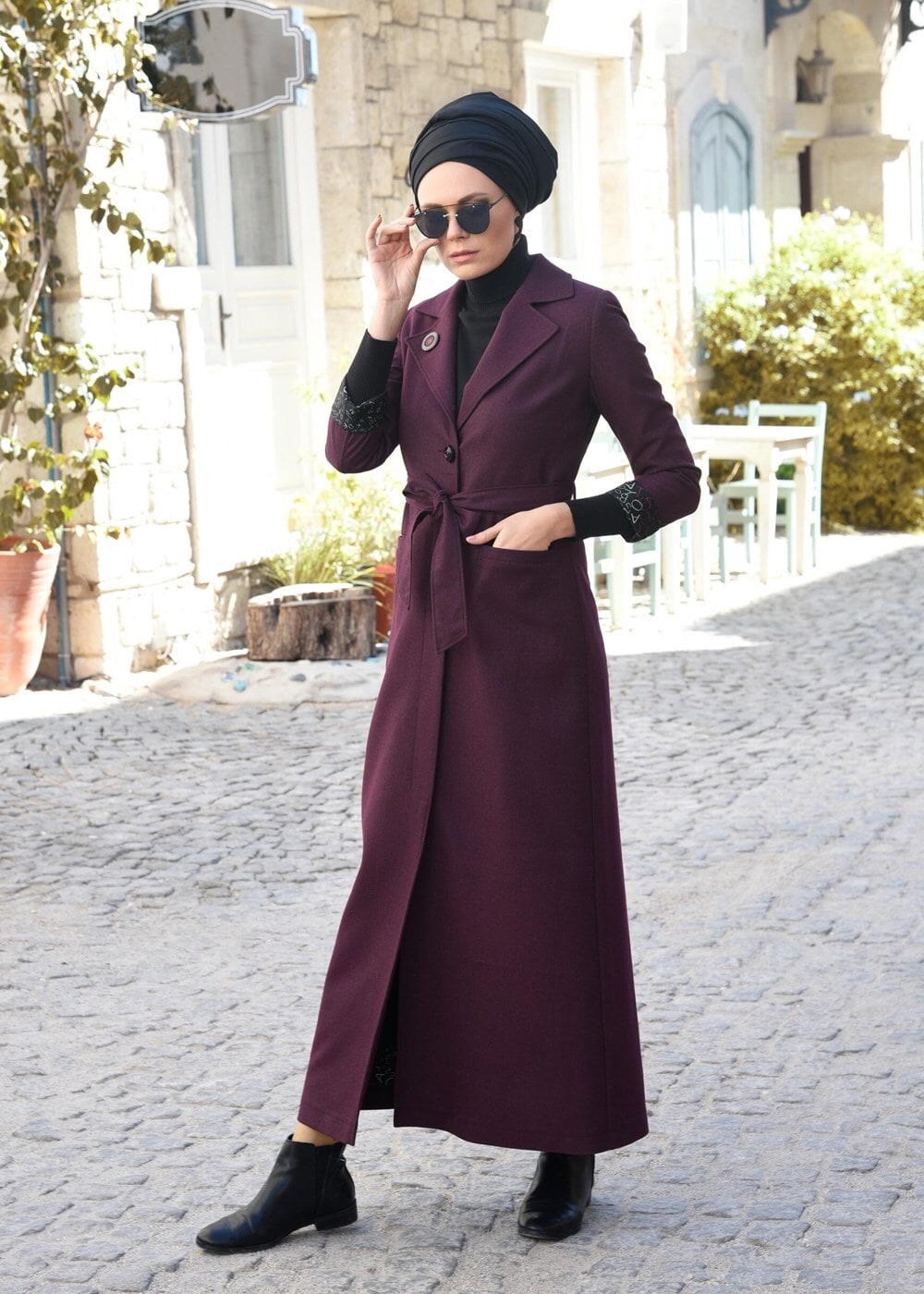 Tesettür giyim BORDO BROŞLU İNCE KAŞE PARDESÜ 1878	