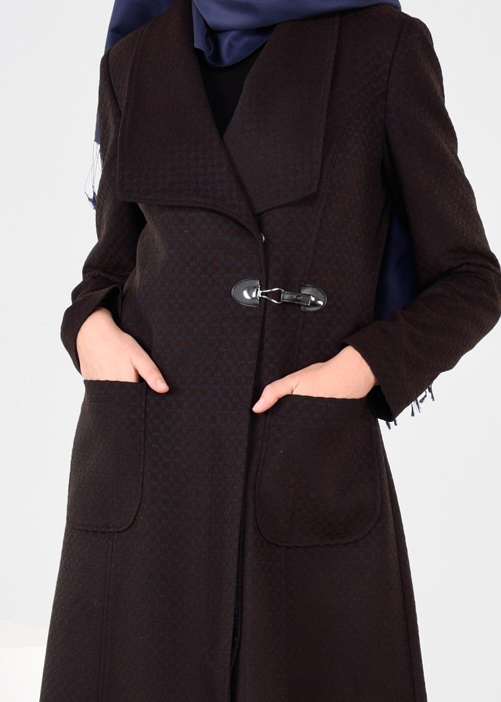 Tesettür giyim KAHVE KEMER DETAYLI KRUVAZE PARDESÜ 1885