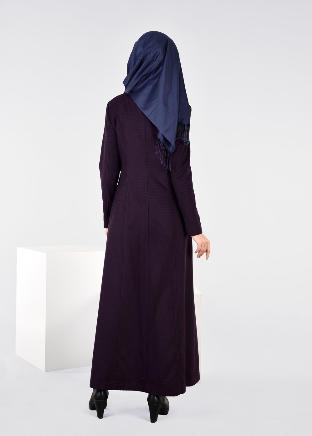 Tesettür giyim LACİVERT KEMER DETAYLI KRUVAZE PARDESÜ 1885
