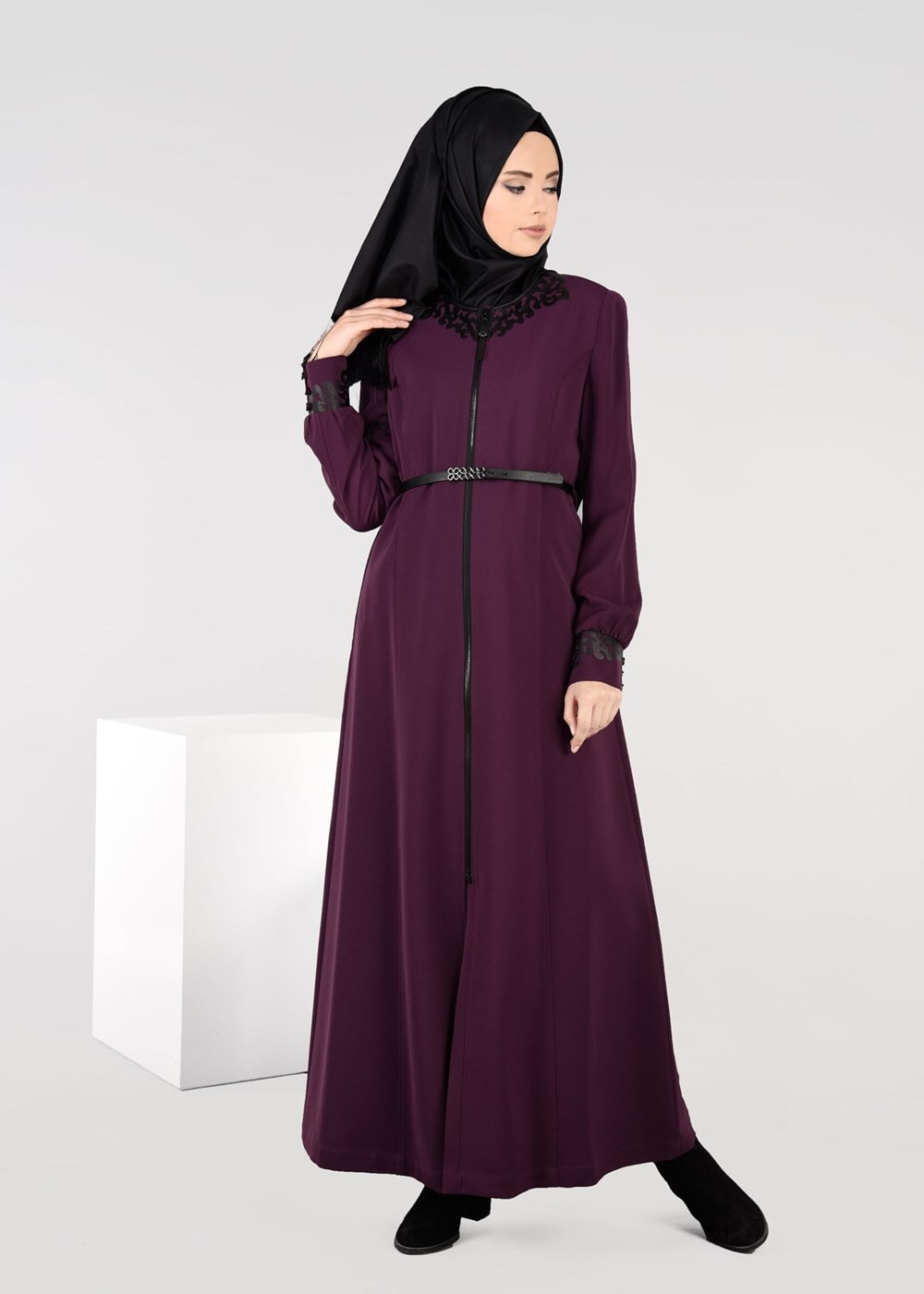 Tesettür giyim MÜRDÜM MANŞETLERİ YAKASI DETAYLI PARDESÜ 1932 