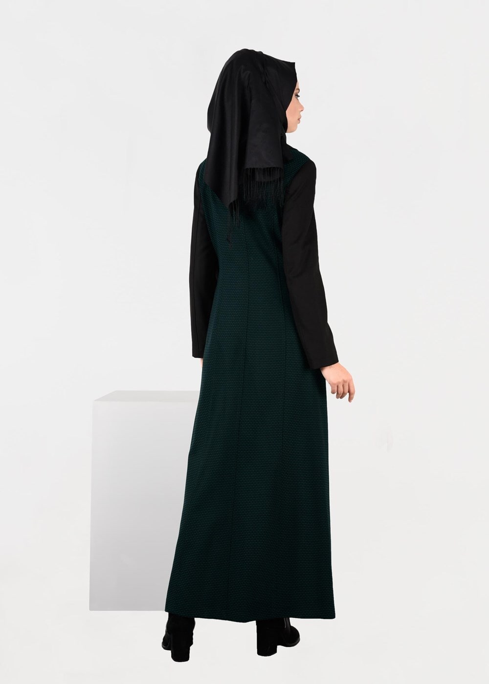 Tesettür giyim YEŞİL ÇİFT RENKLİ DÜĞMELİ PARDESÜ 1934
