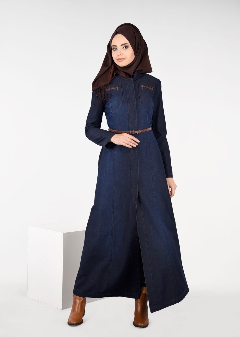Tesettür giyim LACİVERT KEMERLİ DENİM PARDESÜ 1946