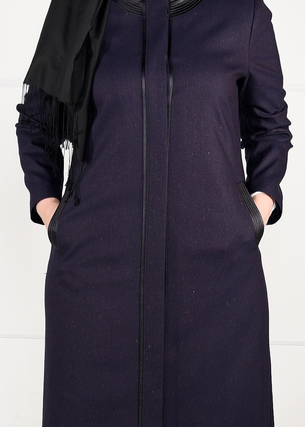 Vêtements hijab POURPRE PARDESSU À BANDES 1956 