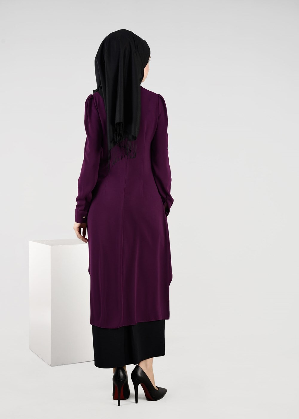 Tesettür giyim MÜRDÜM KENDİNDEN FULARLI 2′Lİ ETEKLİ TAKIM 3315E