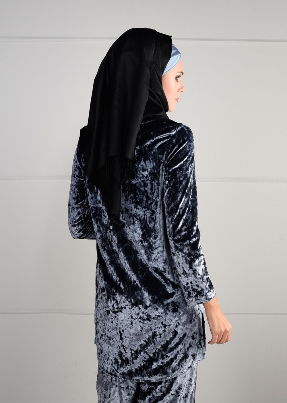 Tesettür giyim GRİ ASİMETRİK KESİM KADİFE 2Lİ PANTOLONLU TAKIM 92141