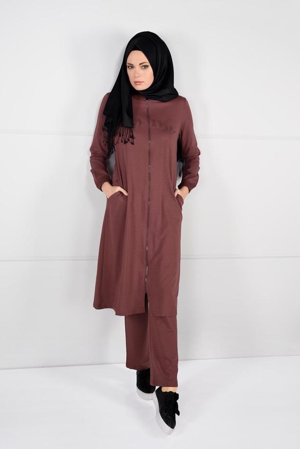 Tesettür giyim KAHVE FERMUARLI CEP DETAYLI EŞOFMAN TAKIM 11104  - TRENDTESETTÜR