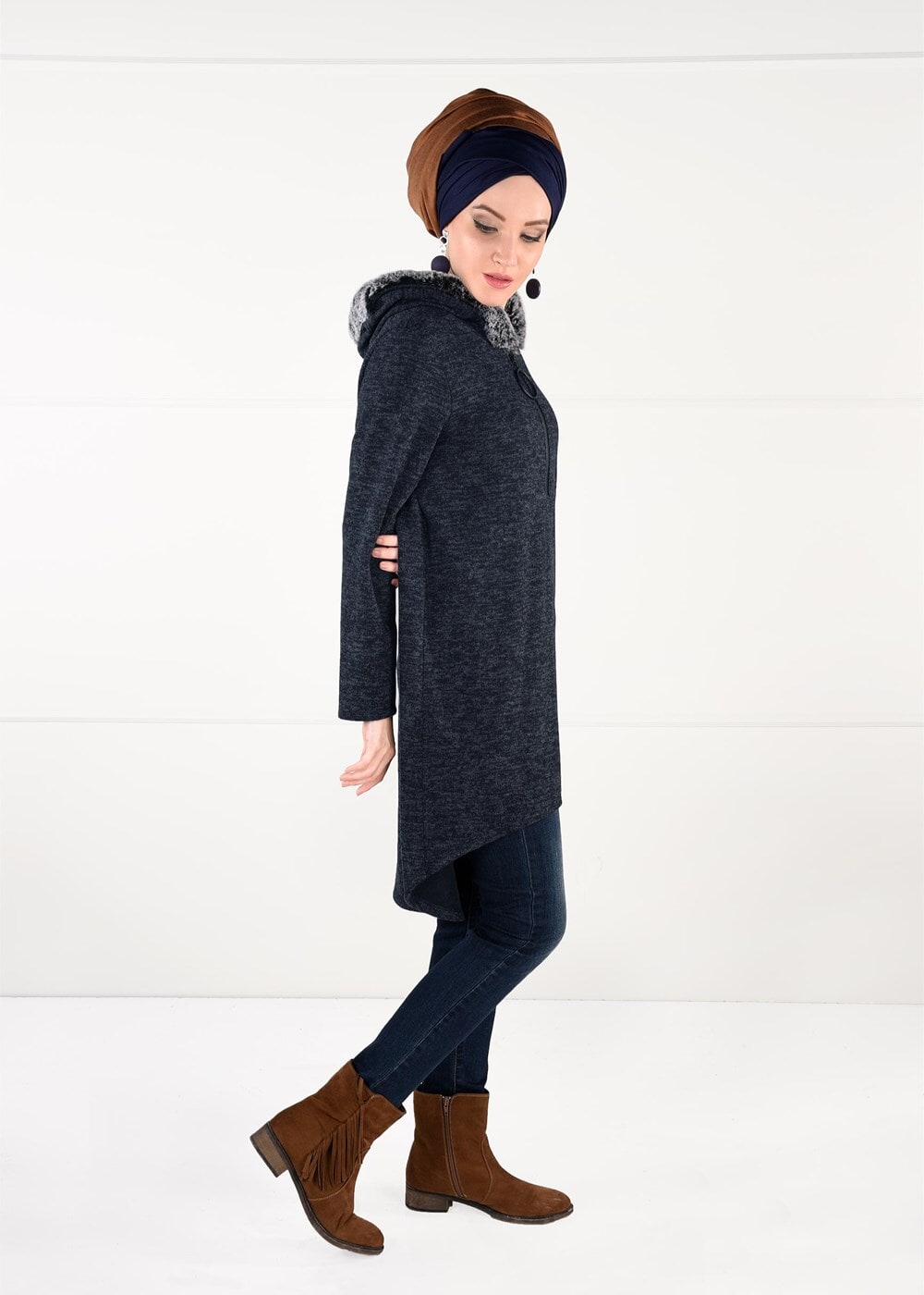 Tesettür giyim LACİVERT PELUŞLU FERMUAR DETAYLI TUNİK 13741