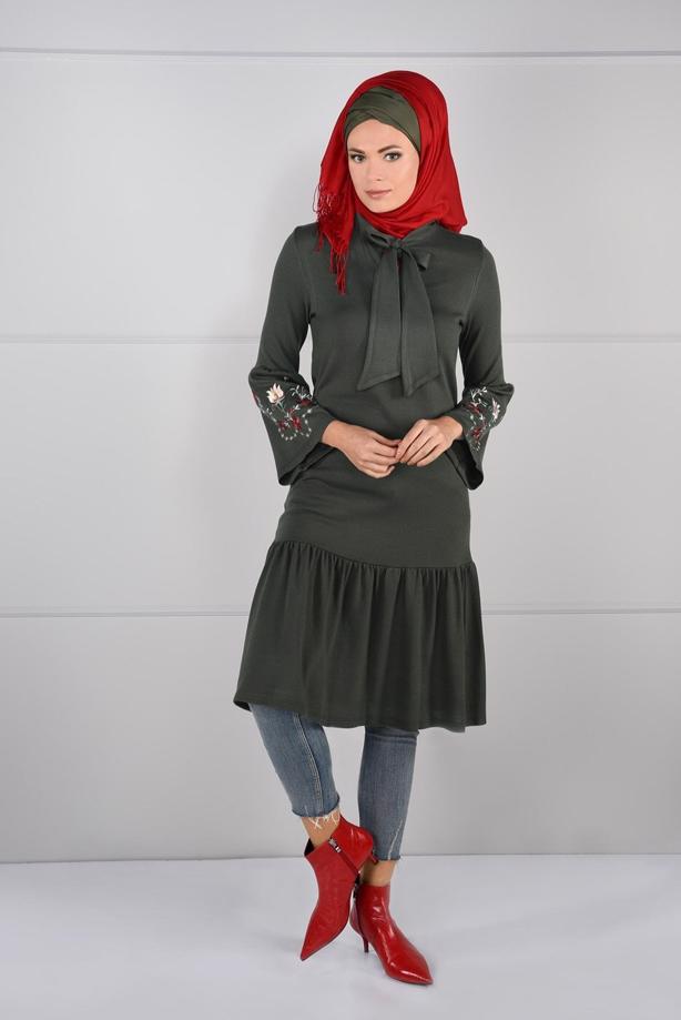Tesettür giyim  NAKIŞLI FULARLI TUNİK 28941  - TRENDTESETTÜR
