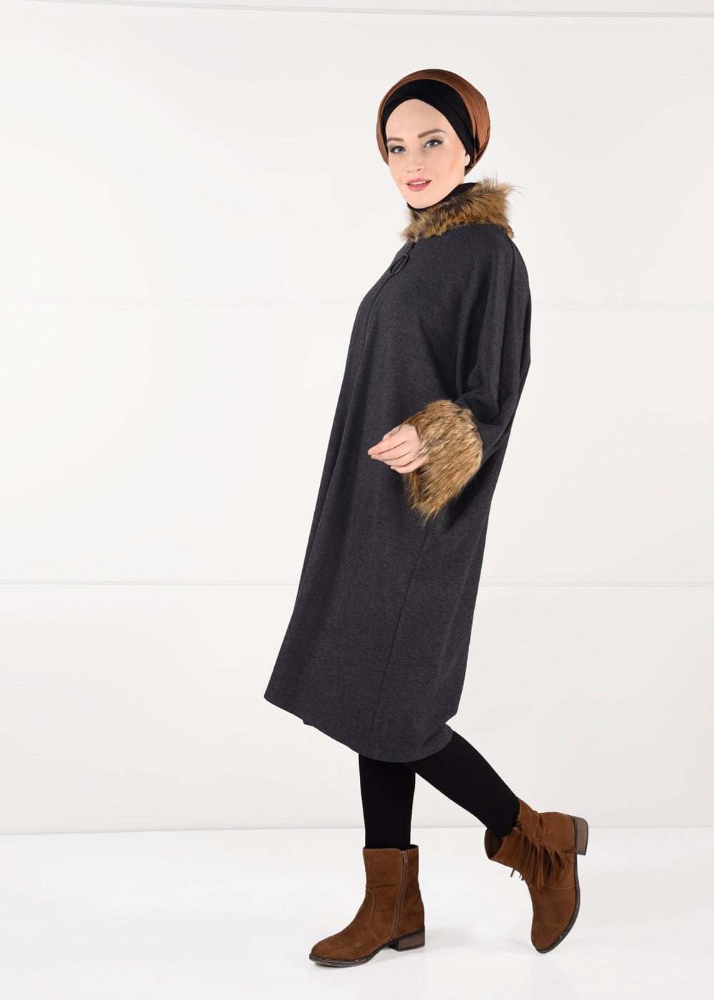 Tesettür giyim SİYAH YARASAKOL KABAN  40451