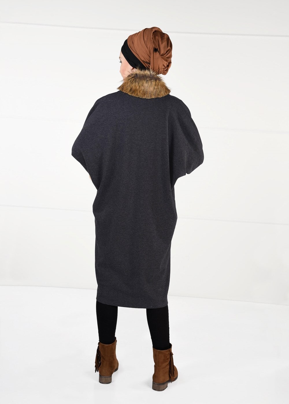 Tesettür giyim SİYAH YARASAKOL KABAN  40451