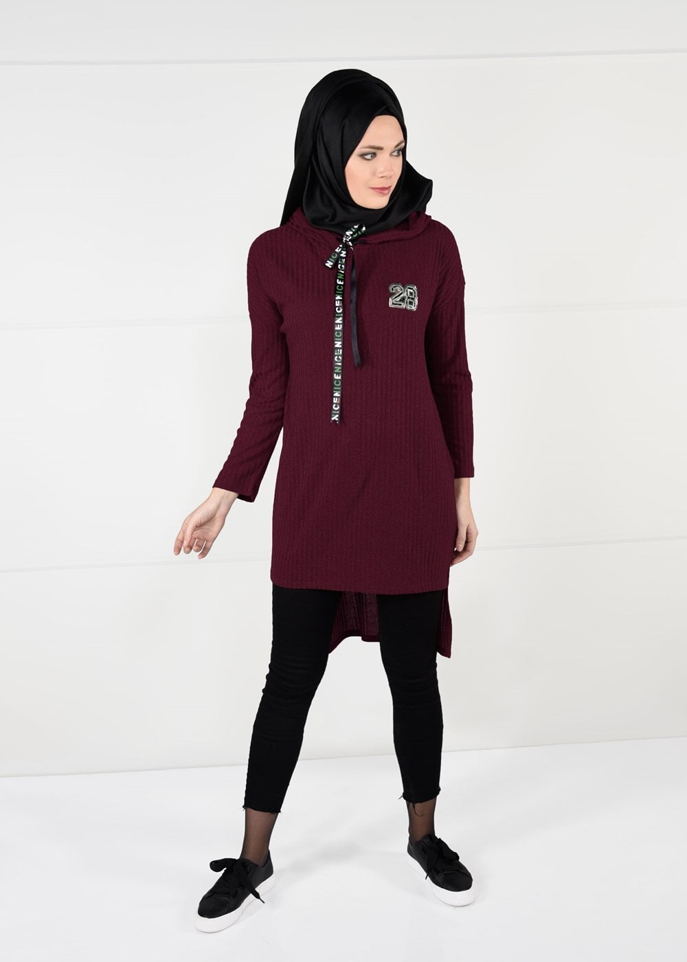 Tesettür giyim BORDO KAPÜŞONLU FİTİLLİ TRİKO TUNİK 58451