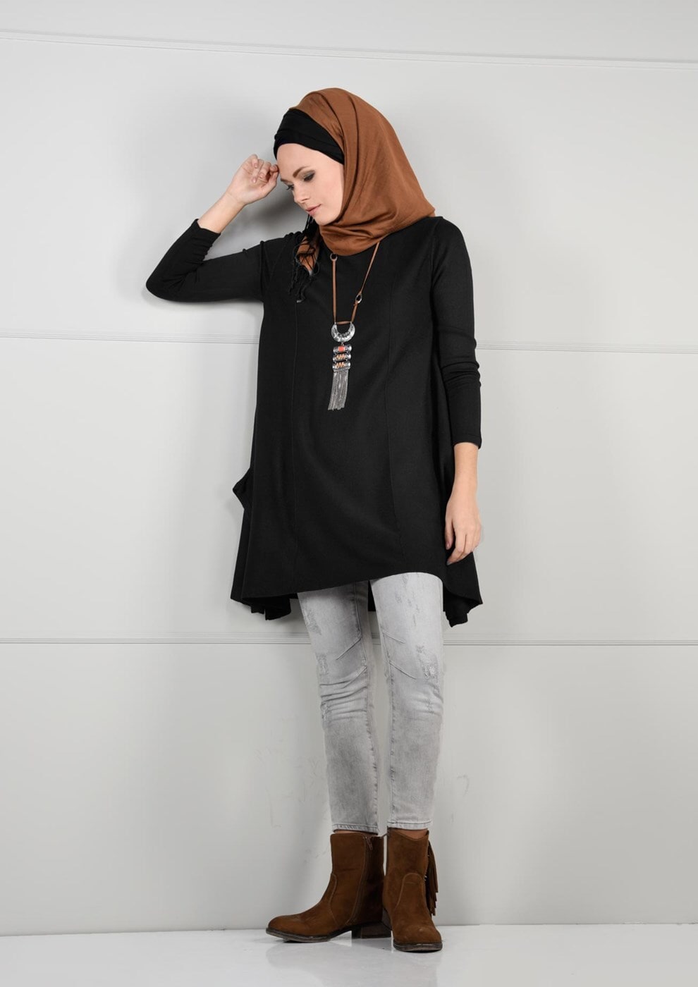 Tesettür giyim SİYAH TRİKO SALAŞ TUNİK 62415