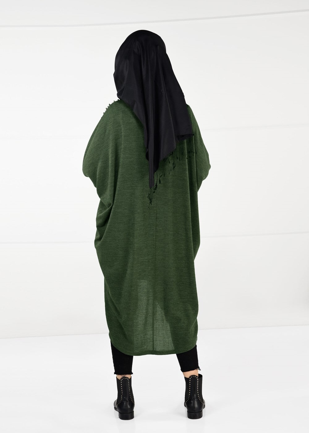 Tesettür giyim HAKİ İNCİ DETAYLI YARASA KOL HIRKA 80651