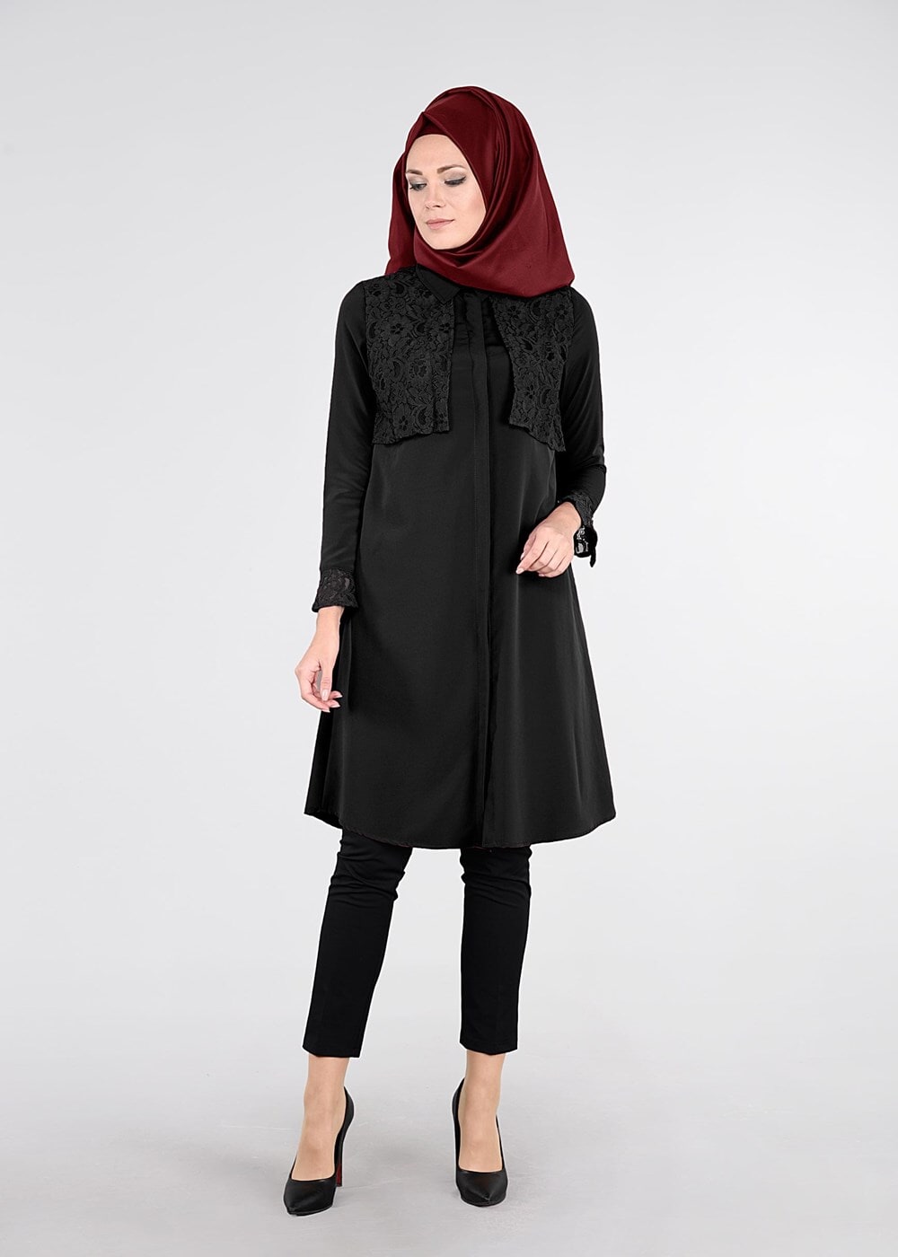 Tesettür giyim SİYAH DANTEL DETAYLI TUNİK 87215 