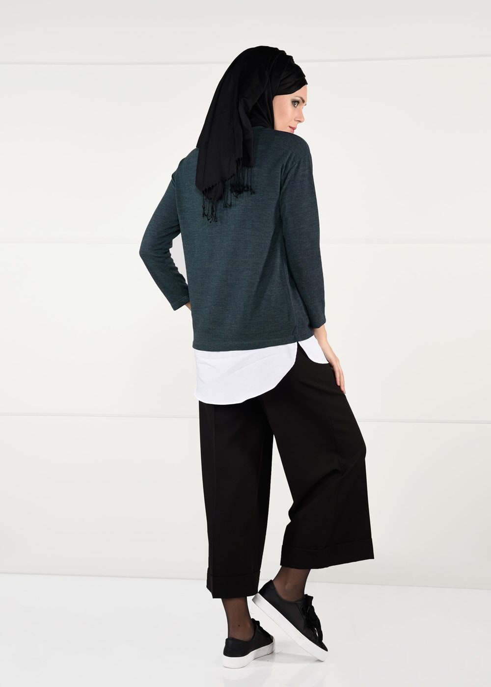 Tesettür giyim GRİ ARMA DETAYLI TUNİK 87451