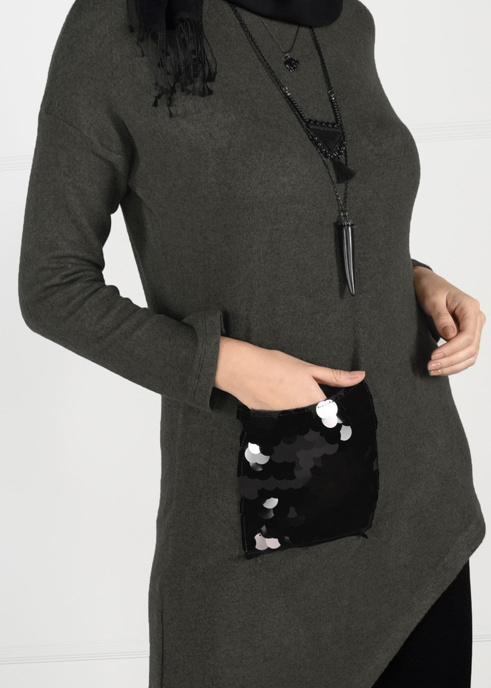 Tesettür giyim HAKİ PAYET DETAYLI ASİMETRİK KESİM TUNİK 2155