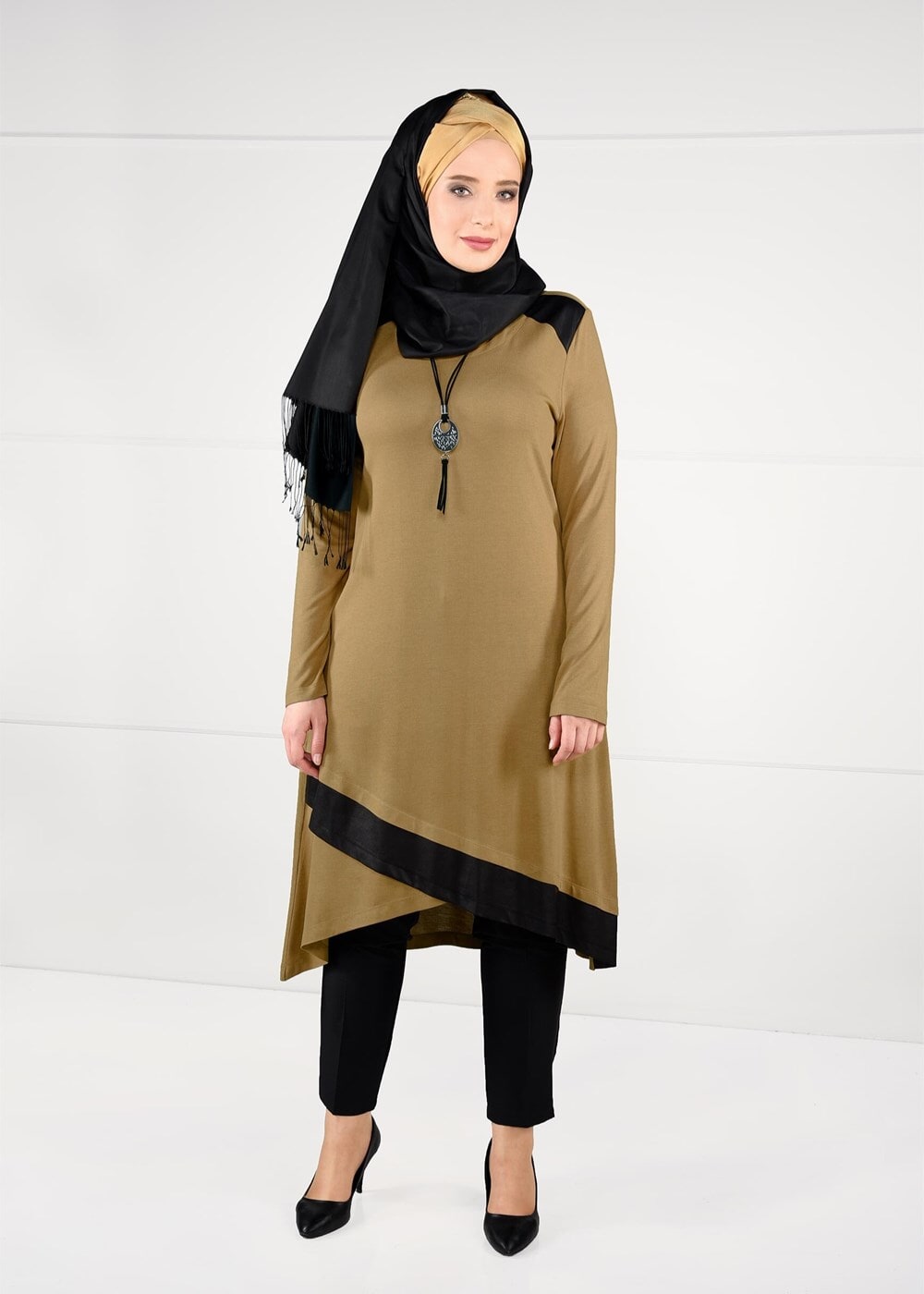 Tesettür giyim TURUNCU ŞERİT DETAYLI DÜZ TUNİK 2613