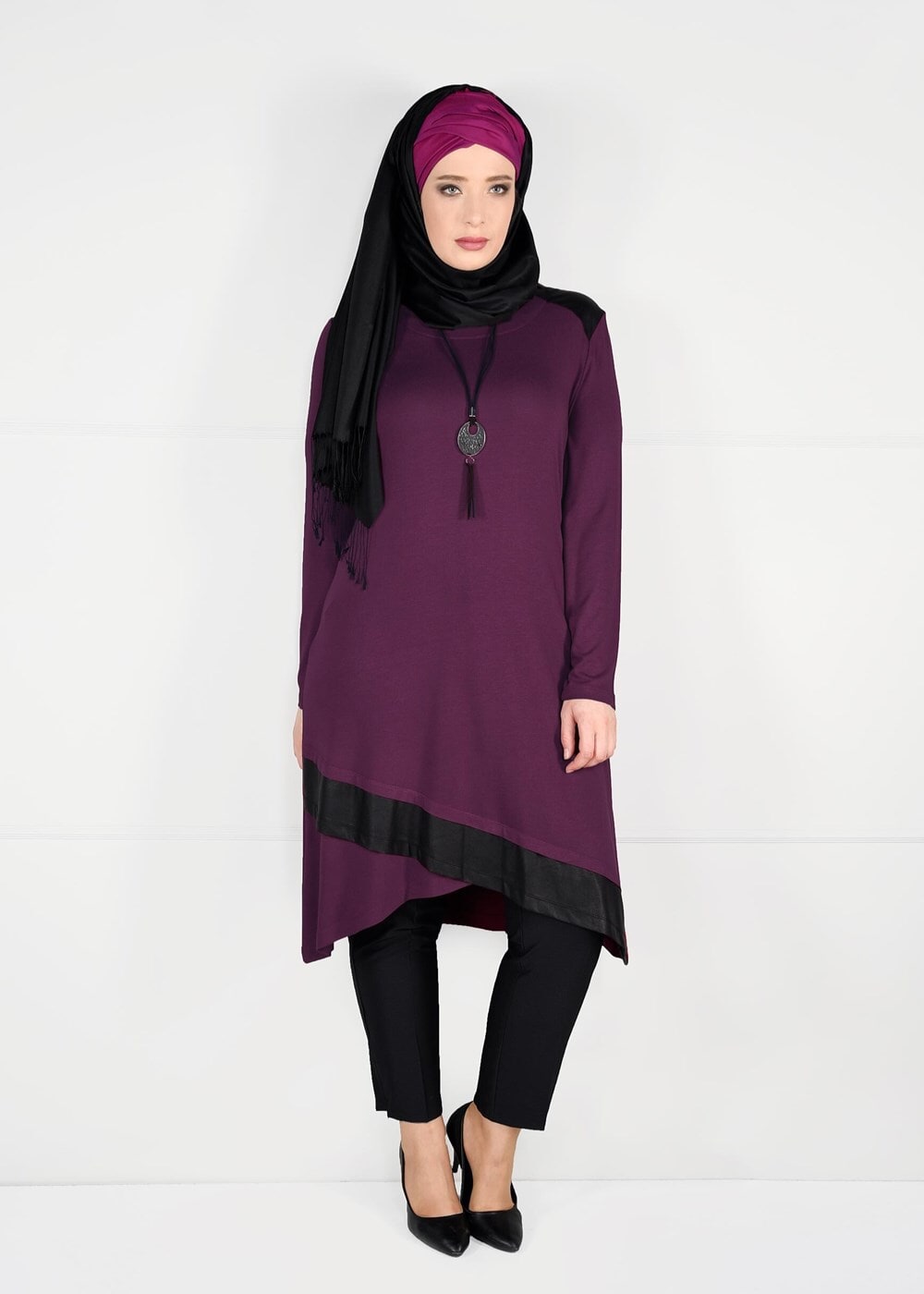 Tesettür giyim MOR ŞERİT DETAYLI DÜZ TUNİK 2613