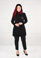 Tesettür giyim SİYAH CEBİ NAKIŞLI KREP TUNİK 2624