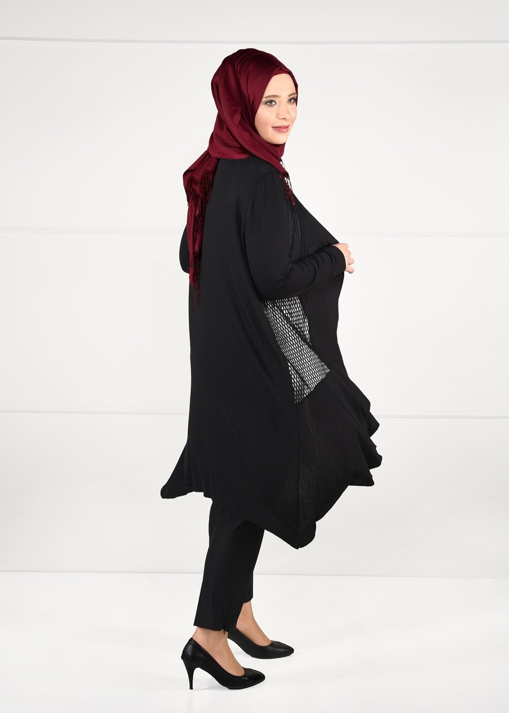 Tesettür giyim SİYAH OVAL KESİM FİLE DETAYLI ÖRME CEKET 2629 