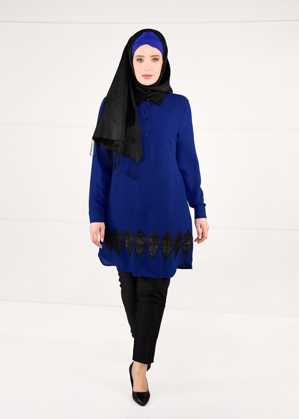 Tesettür giyim LACİVERT GÜPÜR DETAYLI KREP TUNİK 2633 