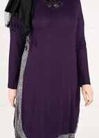 Tesettür giyim MOR YANLARI ŞERİTLİ PENYE TUNİK 2638