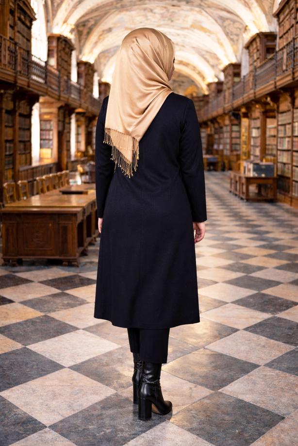 Vêtements hijab BLEU MARINE TUNIQUE AVEC BROCHE 2650  - TRENDTESETTÜR