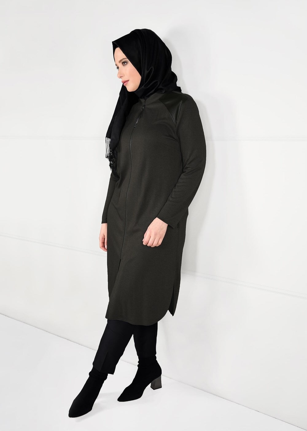 Tesettür giyim HAKİ HAKİM YAKA FERMUARLI ÖRME TUNİK 2651 