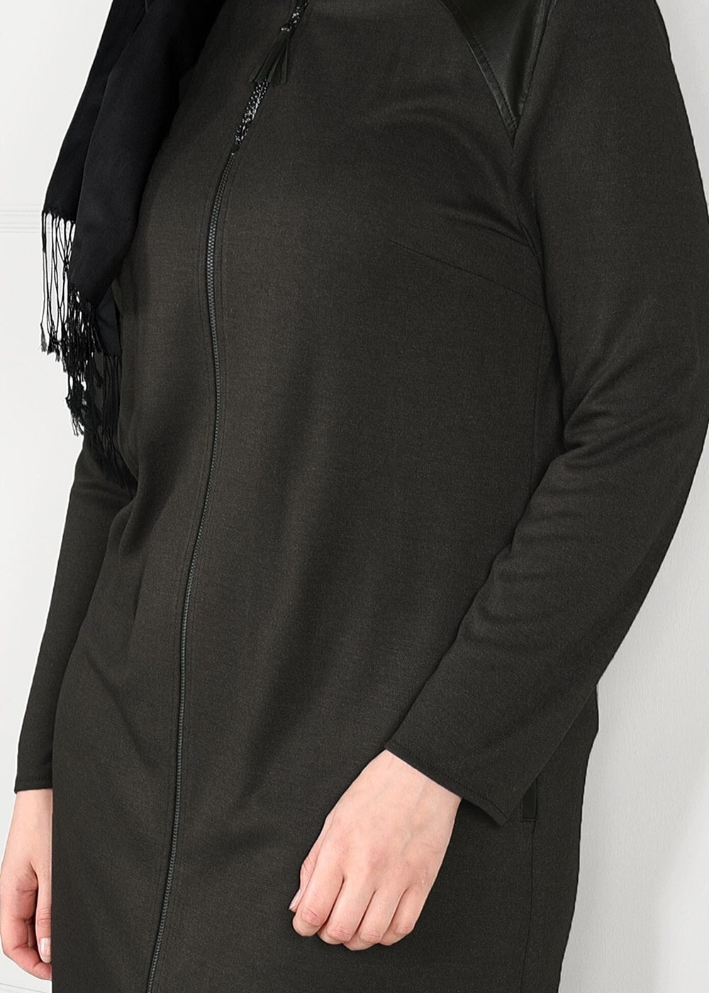 Tesettür giyim HAKİ HAKİM YAKA FERMUARLI ÖRME TUNİK 2651 