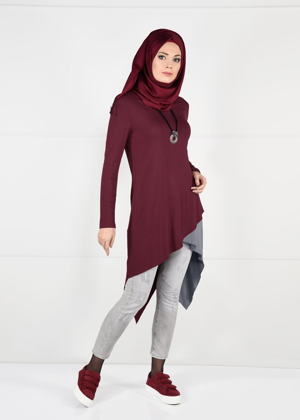 Tesettür giyim BORDO ASİMETRİK KESİM TUNİK 4844