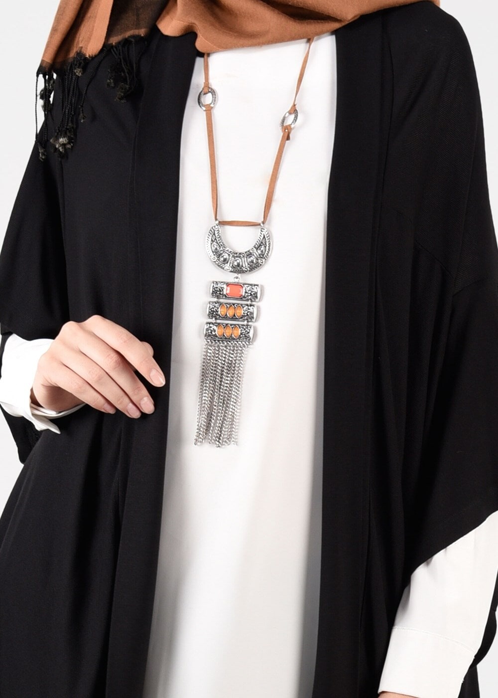Tesettür giyim SİYAH ASİMETRİK KESİM SALAŞ TUNİK 4886 