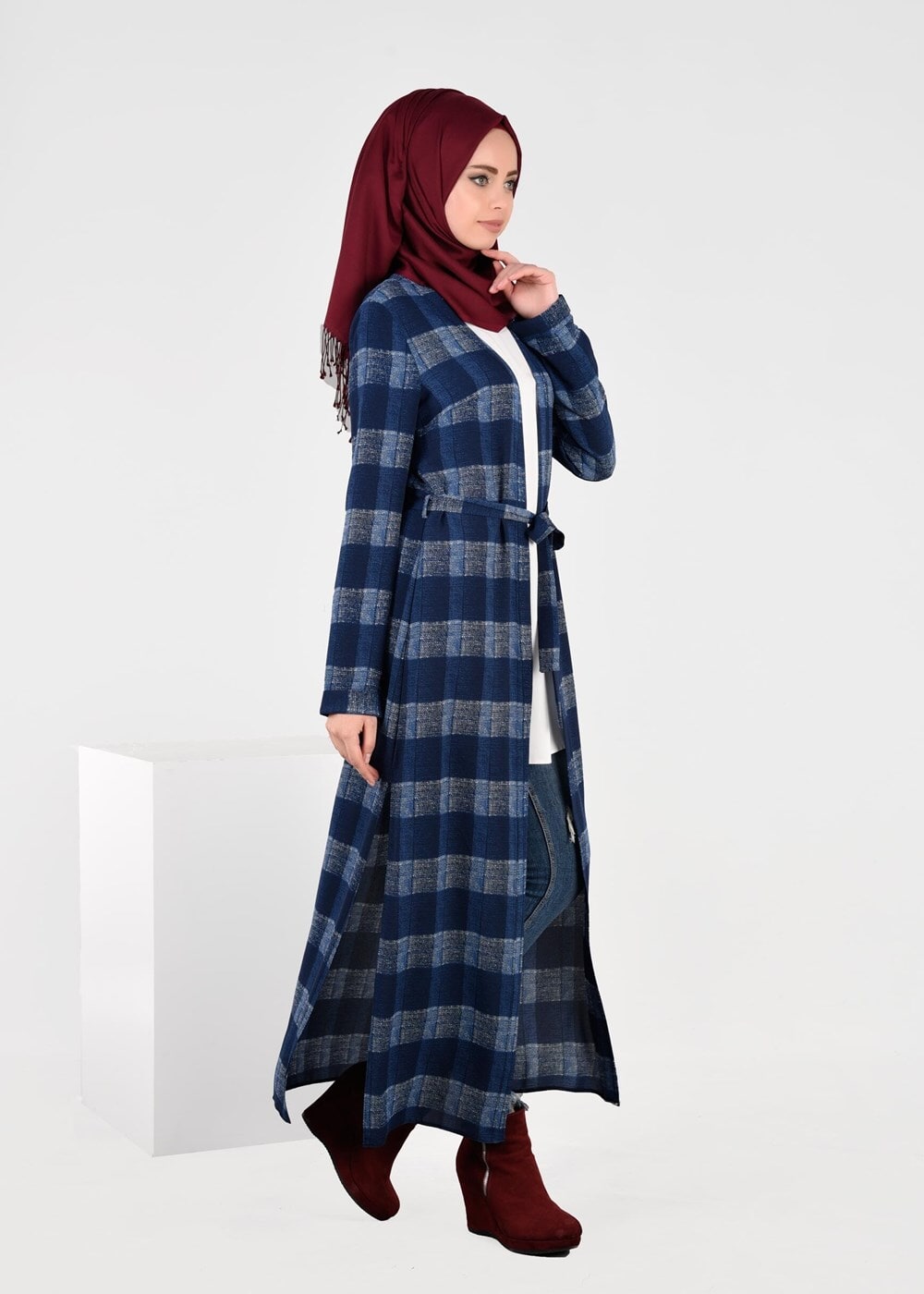Tesettür giyim LACİVERT YANLARI YIRTMAÇLI KARELİ TUNİK 4928