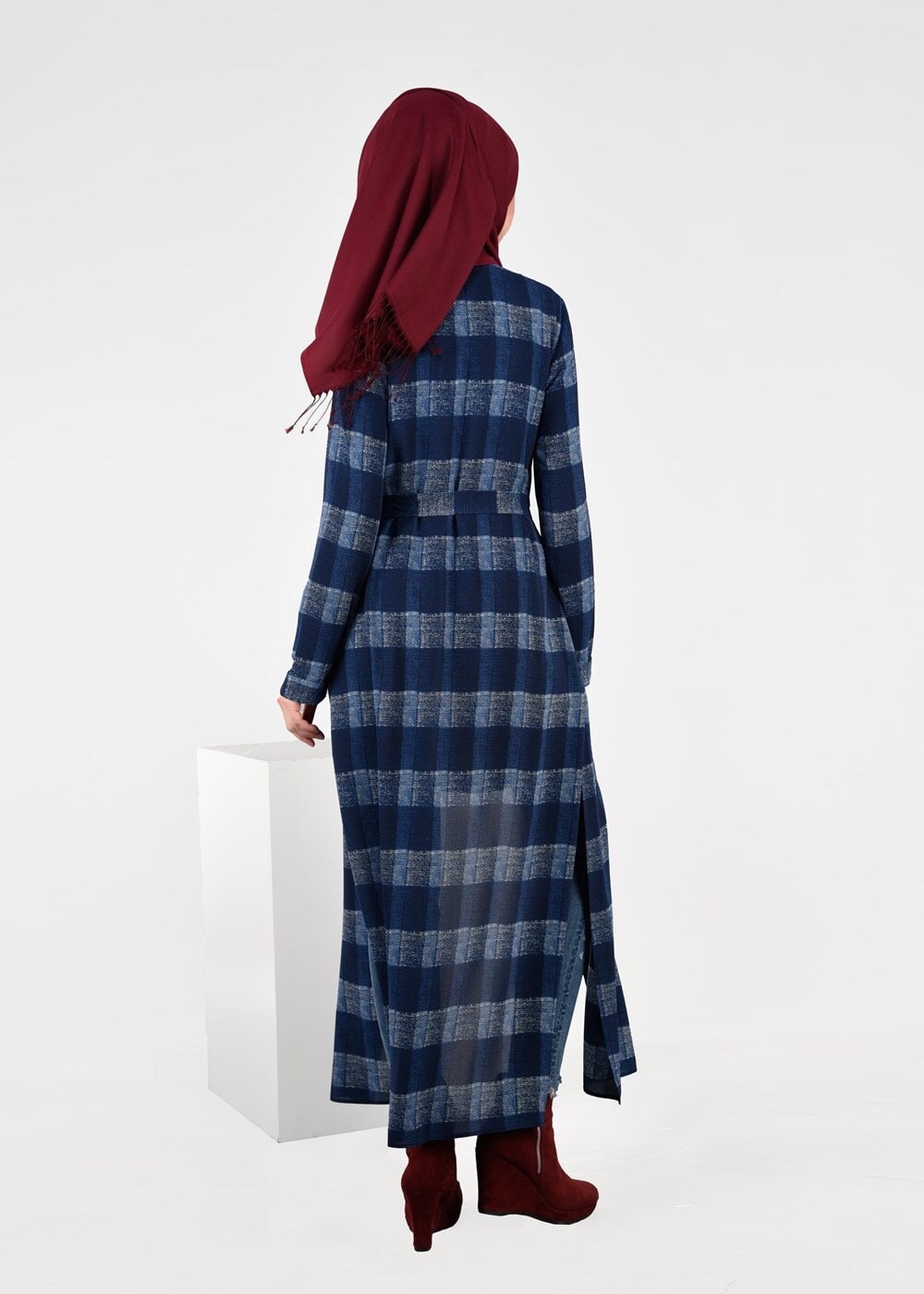 Tesettür giyim LACİVERT YANLARI YIRTMAÇLI KARELİ TUNİK 4928