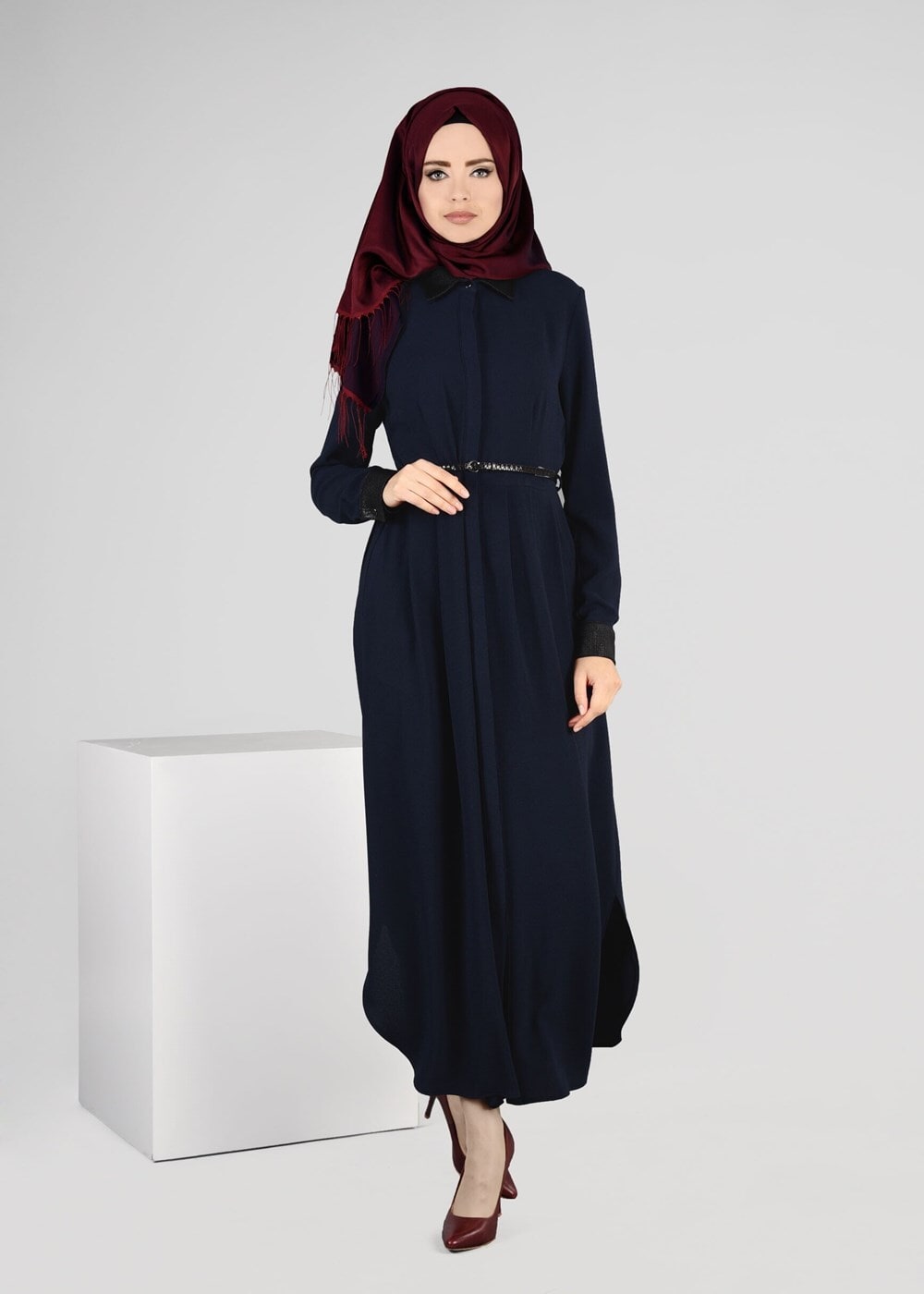 Tesettür giyim LACİVERT KEMERLİ UZUN TUNİK 4981 