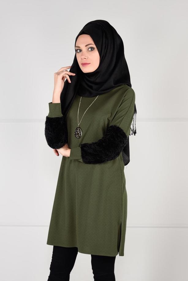 Tesettür giyim  KOLLARI PELUŞ DETAYLI TUNİK 5251 - TRENDTESETTÜR