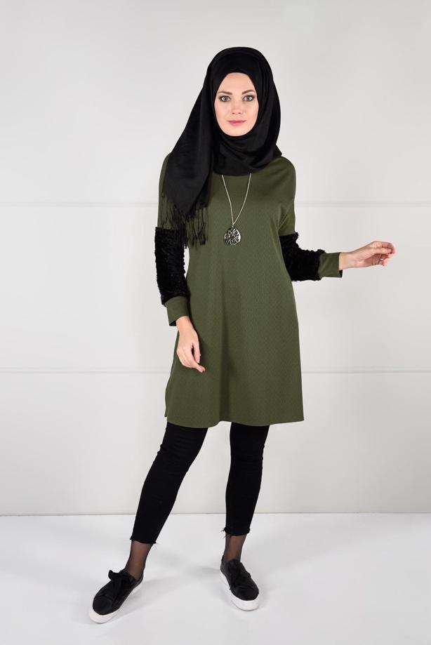 Tesettür giyim  KOLLARI PELUŞ DETAYLI TUNİK 5251 - TRENDTESETTÜR