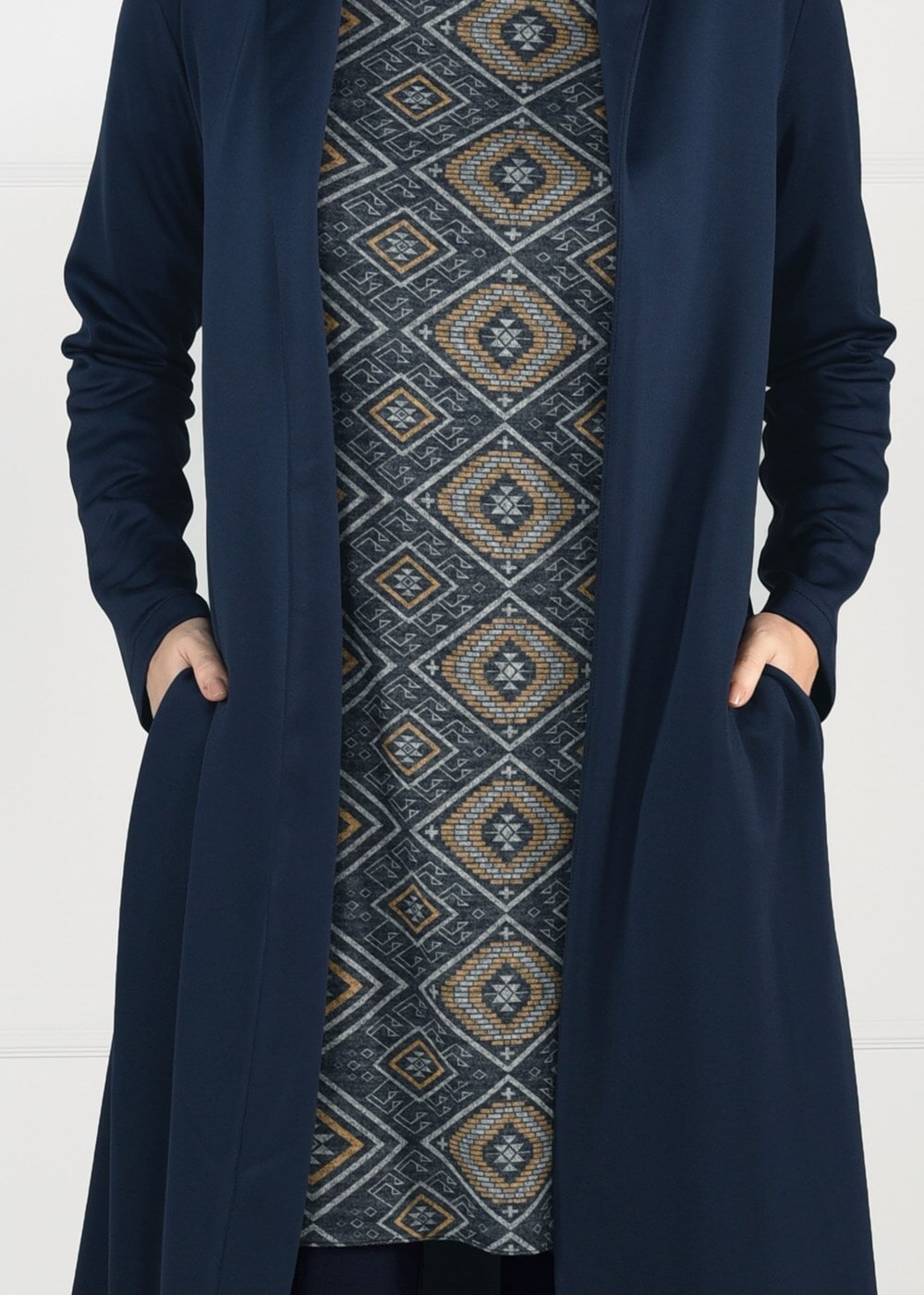 Tesettür giyim LACİVERT OMUZLARI BONCUK İŞLEMELİ 2Lİ TUNİK TAKIM 6057