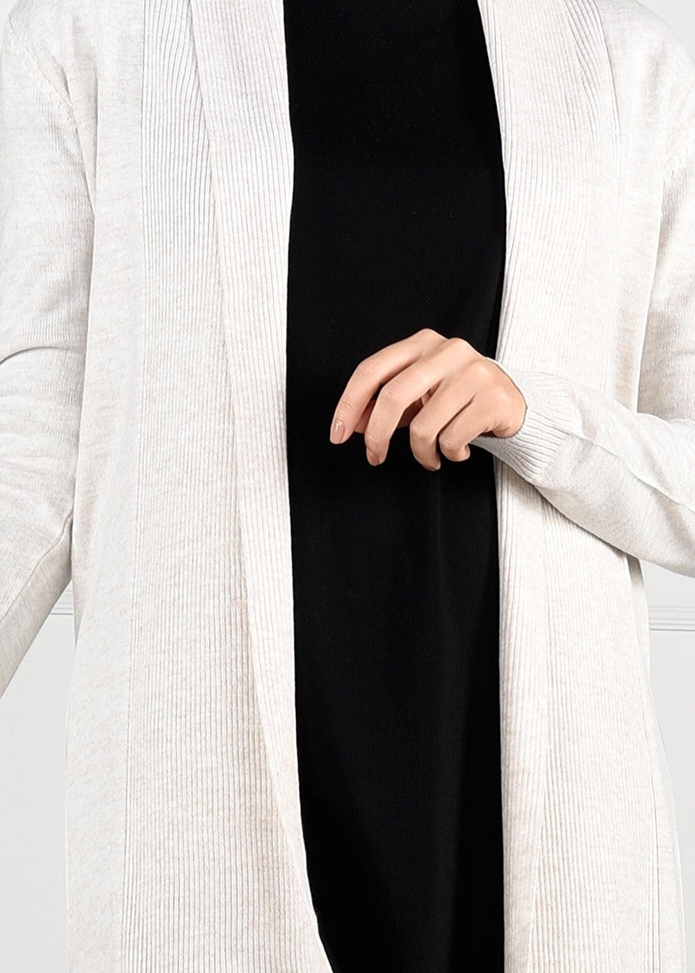 Tesettür giyim BEJ ŞAL YAKA TRİKO HIRKA 6219 