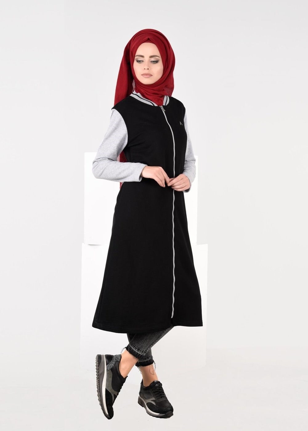 Tesettür giyim SİYAH FERMUARLI EŞOFMAN TUNİK 6609 