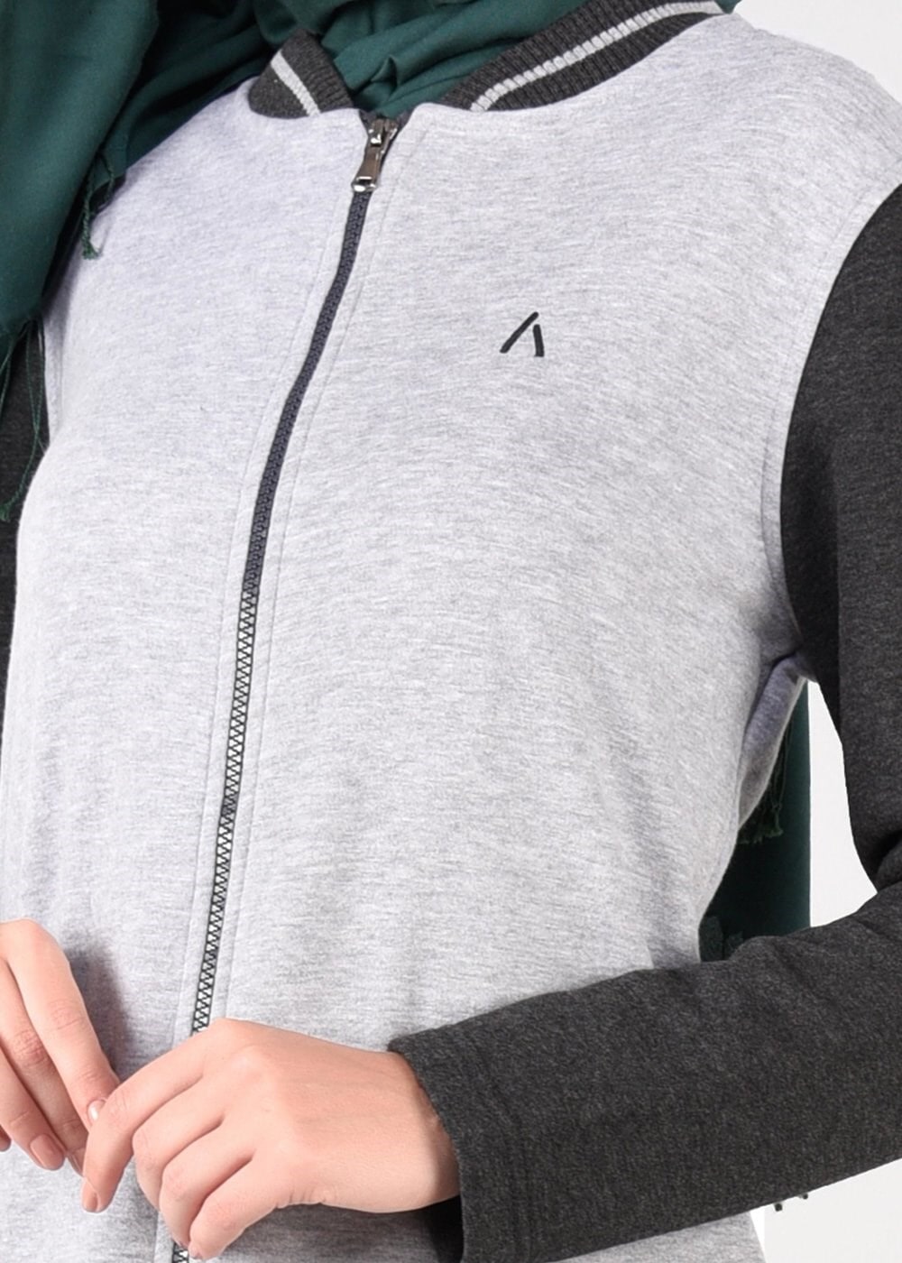 Vêtements hijab GRIS TUNIQUE EN SPORT À ZIPPÉE 6609