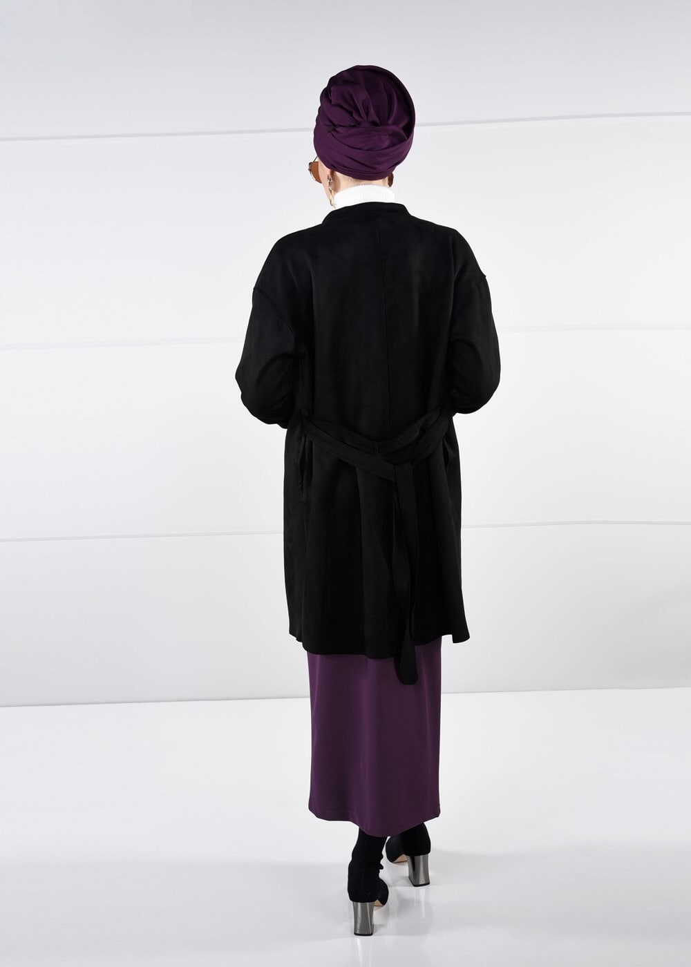 Tesettür giyim SİYAH KUŞAKLI BİSİKLET YAKA SÜET TRENÇKOT 53107 