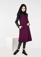 Tesettür giyim MOR KOLLARI SUNİ DERİ KEMER DETAYLI TRENÇKOT 1856